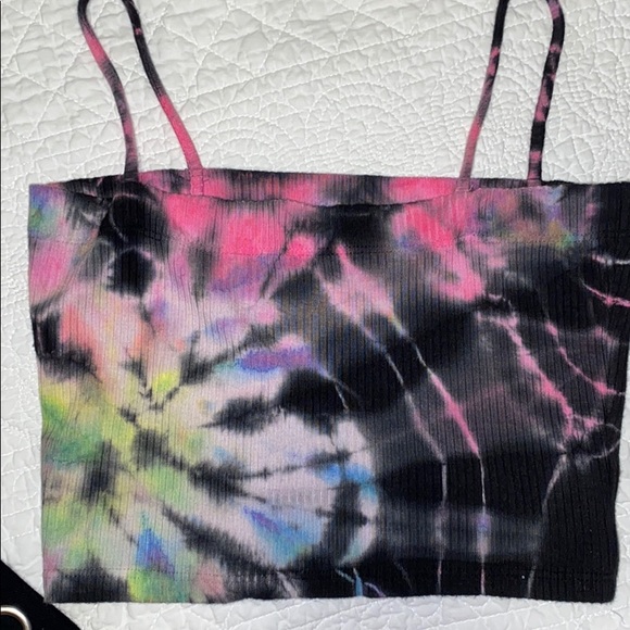 Bundle of LF tops new size xs! - Picture 2 of 4